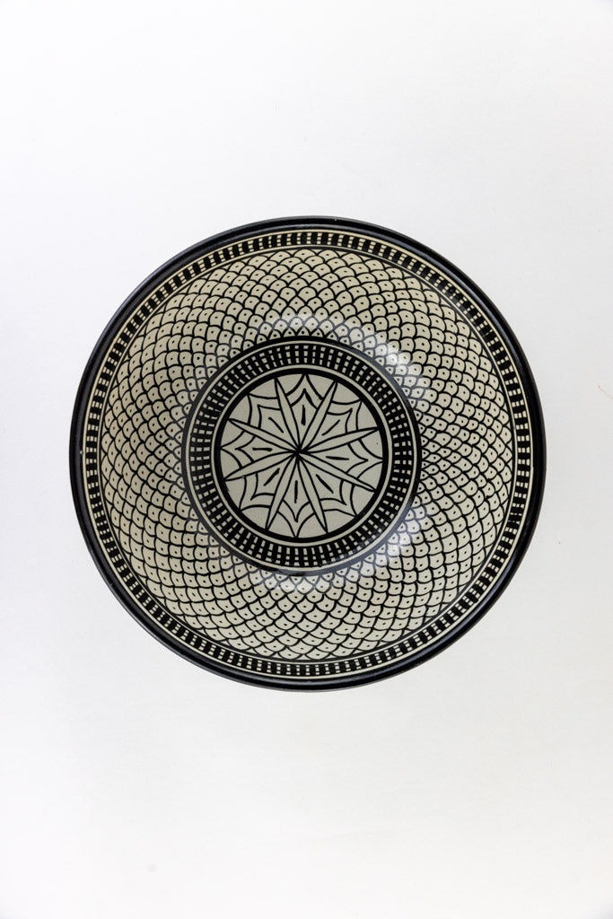 Keramik Salatschüssel – Casa Eurabia, schwarz-weiß, Marokko, handgemachte, marokkanische Keramik, Geschirrspüler, Durchmesser: 30 cm