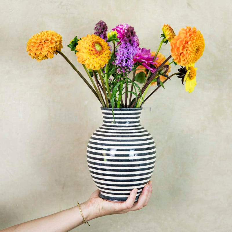 Keramik Vase – Casa Eurabia, schwarz, weiß, Ø 14 cm, H 20 cm, marokkanische Keramik, Design