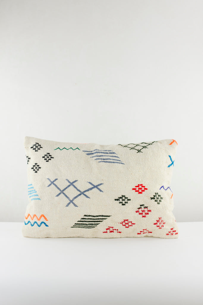 Boho Kissen, Kelimkissen, marokkansiches Kissen, casa eurabia, grau, rot, schwarz, blau , Marokko, ethno, boho, tribal, pattern