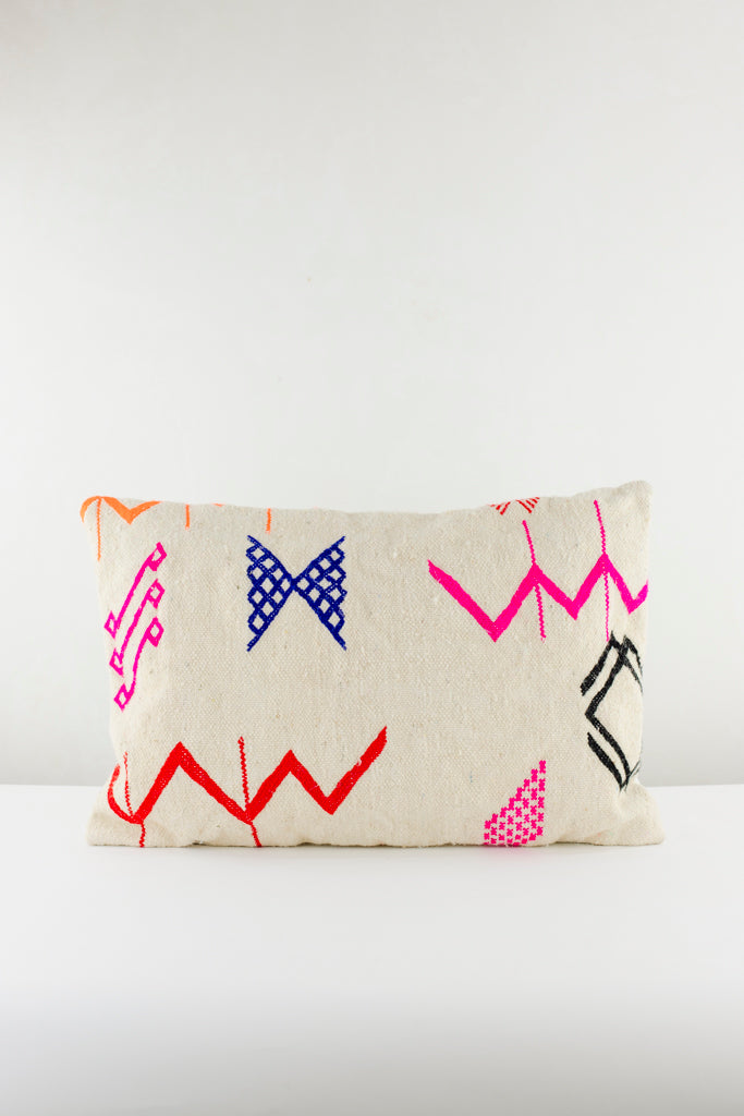 Boho Kissen, Kelimkissen, marokkansiches Kissen, casa eurabia, rot, pink, blau, schwarz, Marokko, ethno, boho, tribal, pattern