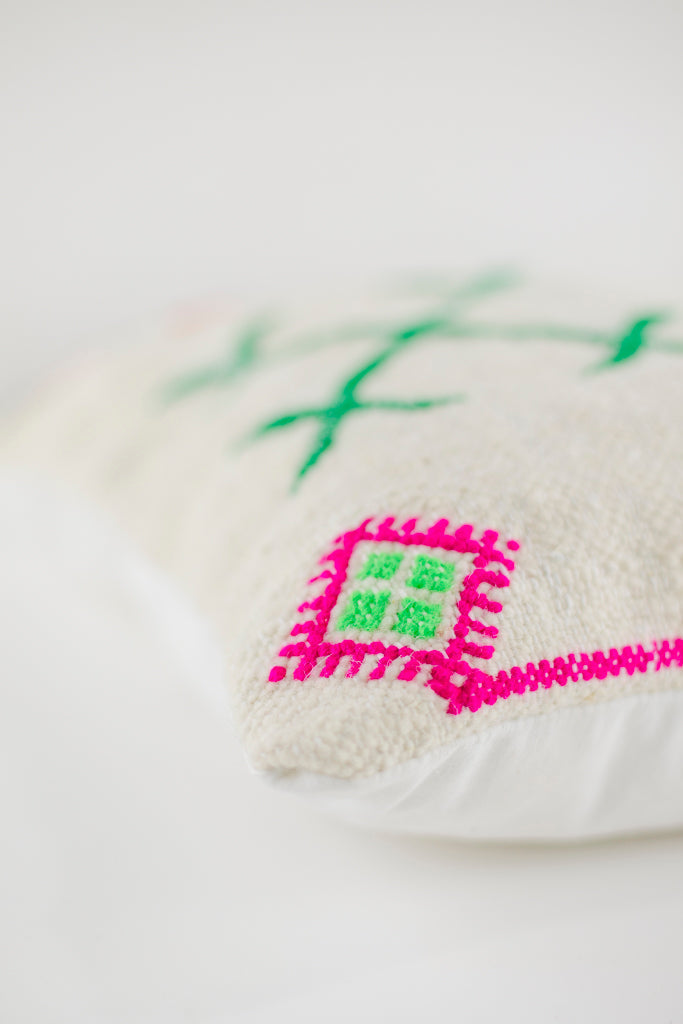 Boho Kissen, Kelimkissen, marokkansiches Kissen, casa eurabia, grün, schwarz, grau, pink, blau, rot, Marokko, ethno, boho, tribal, pattern