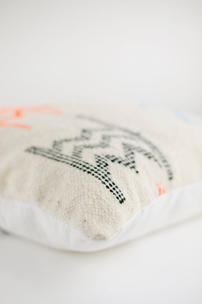 Boho Kissen, Kelimkissen, marokkansiches Kissen, casa eurabia, orange, schwarz, blau, Marokko, ethno, boho, tribal, pattern