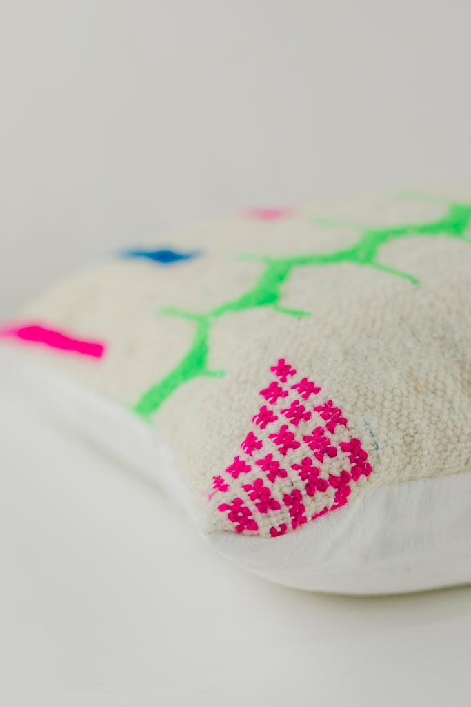 Boho Kissen, Kelimkissen, marokkansiches Kissen, casa eurabia, grün, rot, grau, gelb, pink, blau, Marokko, ethno, boho, tribal, pattern