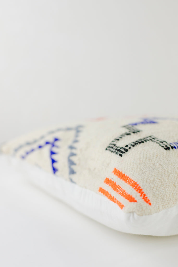 Boho Kissen, Kelimkissen, marokkansiches Kissen, casa eurabia, blau, rot, grau, schwearz, Marokko, ethno, boho, tribal, pattern