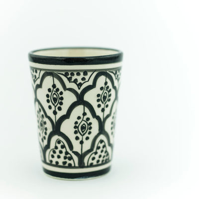 Keramik Becher – Casa Eurabia, schwarz, weiß, Ø 8 cm, H 12 cm, marokkanische Keramik, Design