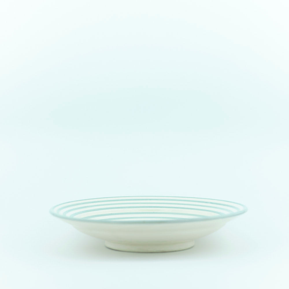 Keramik Servierteller  – Casa Eurabia, türkis-weiß, Marokko, marokkanisch,  nachhaltig, ethno, boho, Ø 30 cm, H 6,5 cm