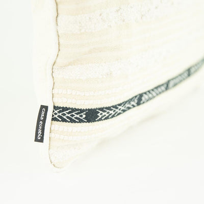 Boho Kissen – Casa Eurabia, weiß, beige, schwarz, L 40 cm, B 30 cm, H 8 cm, Wolle, Baumwolle, Rohbaumwolle, Marokko, Design